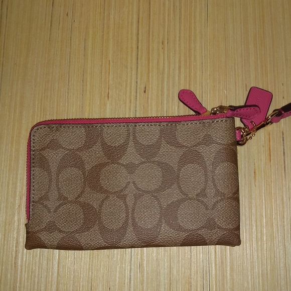 Coach Signature Double Zip Wristlet - Picture 2 of 6